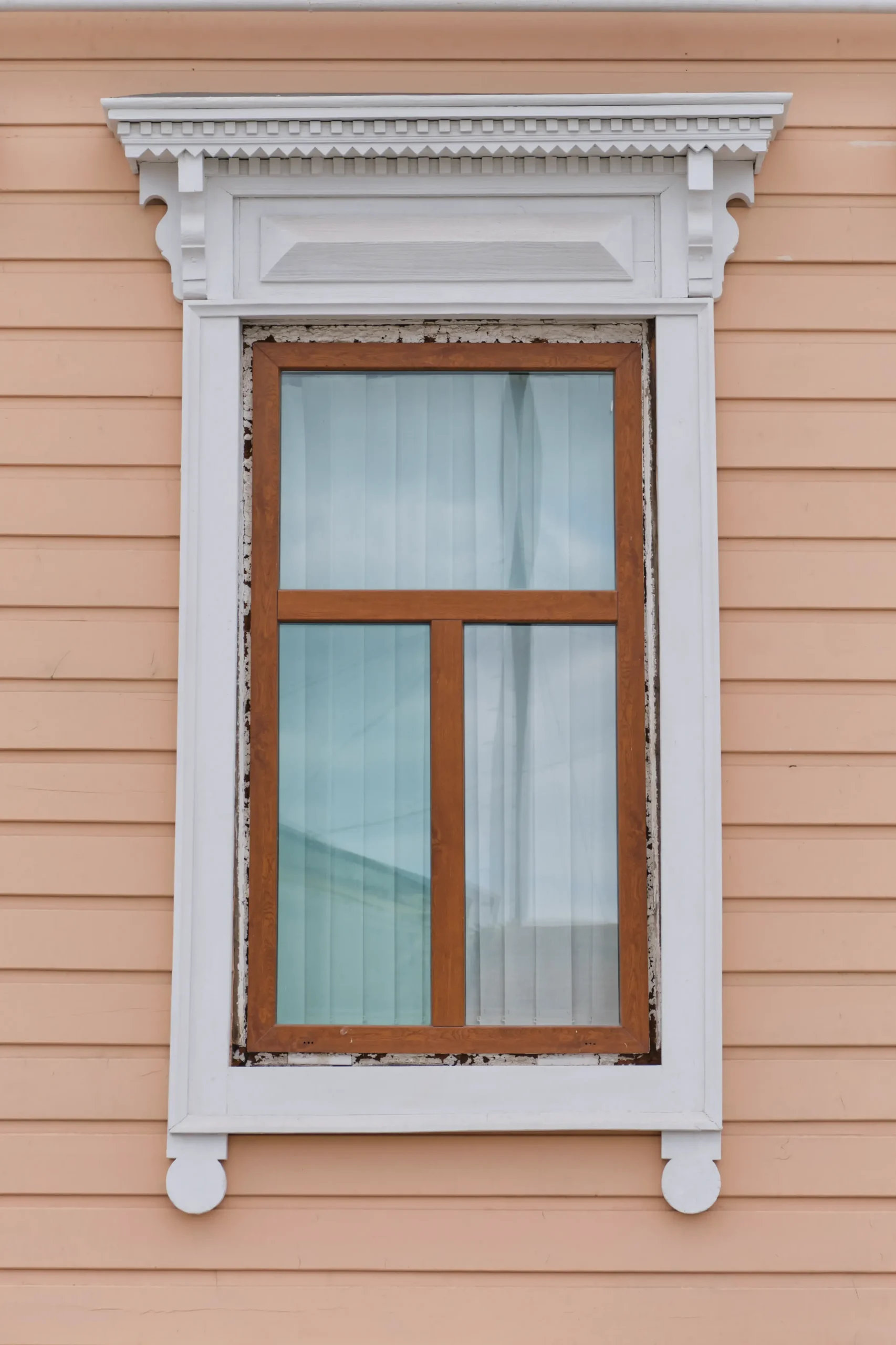 Exterior window trim by WZ Carpentry